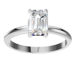 Load image into Gallery viewer, Emerald Essence Solitaire Ring
