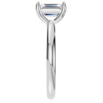 Load image into Gallery viewer, Emerald Essence Solitaire Ring