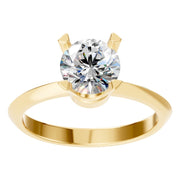 Classic Lumière Solitaire Ring
